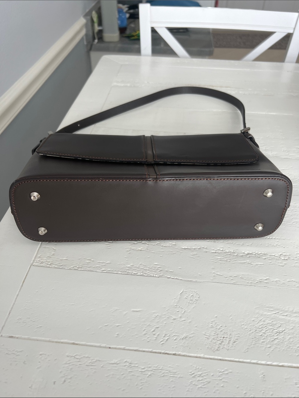 Burberry Brown Leather Shoulder Bag with Signature Check Interior - Picture 4 of 5